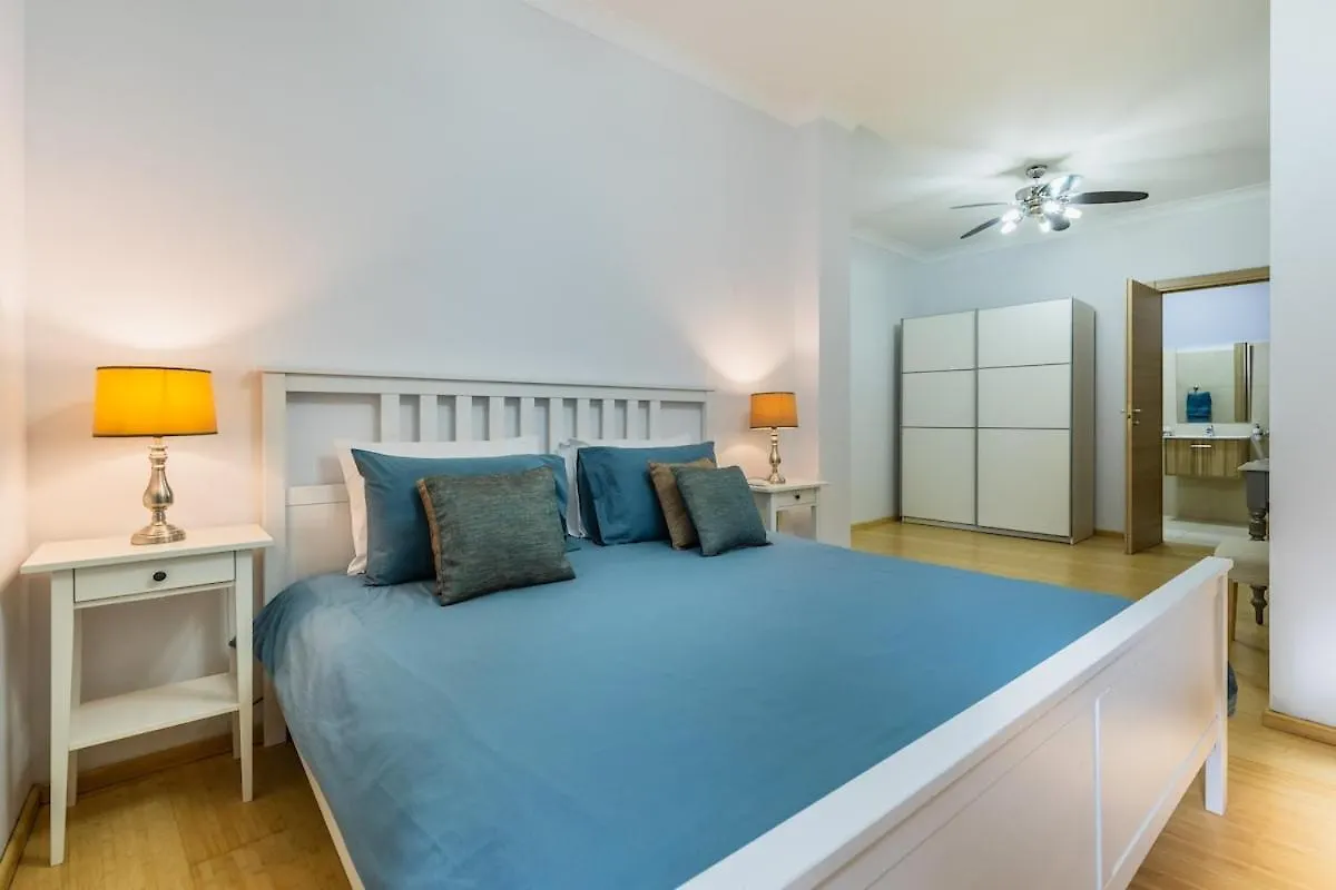 Sliemaluxurycharm Sea-Side Pool Table Apartment Malta