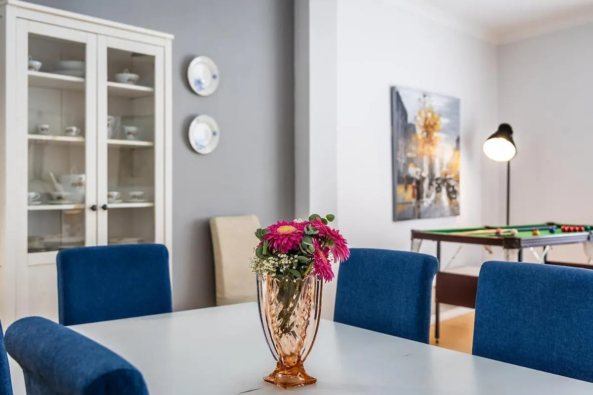 Sliemaluxurycharm Sea-Side Pool Table Apartment Sliema