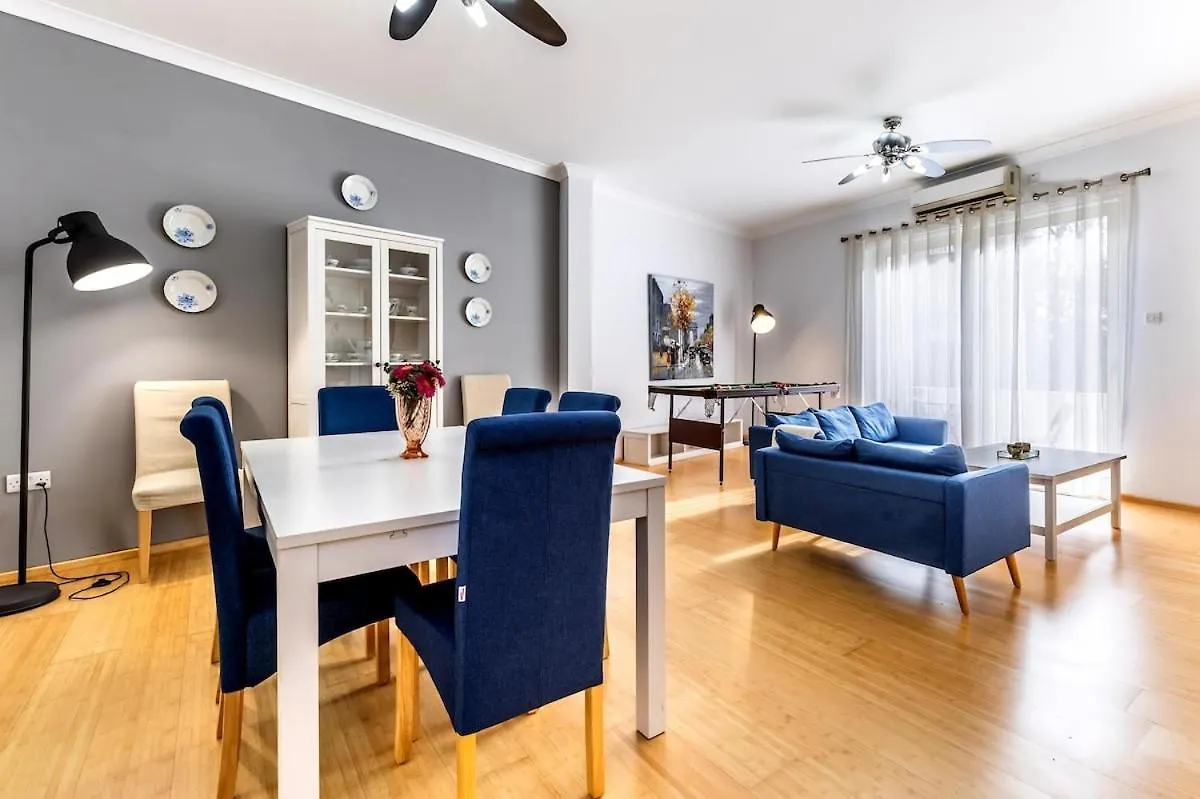 Sliemaluxurycharm Sea-Side Pool Table Apartment Malta